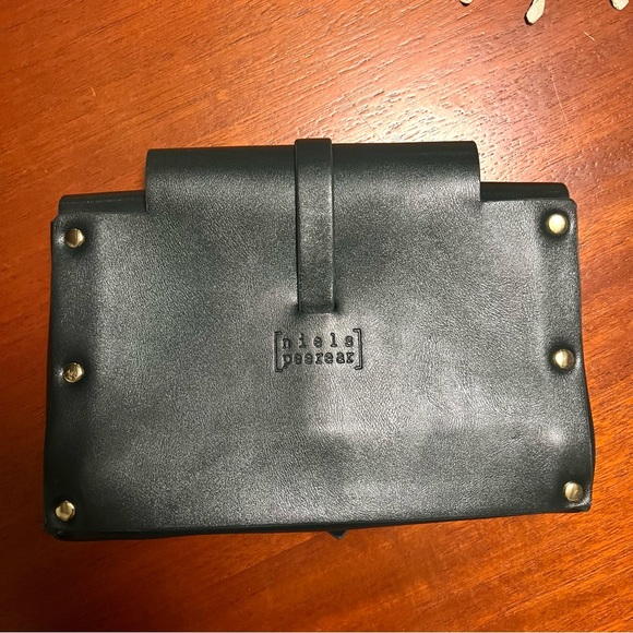 Niels Peeraer Dark Hunter Green Clutch - Picture 6 of 13